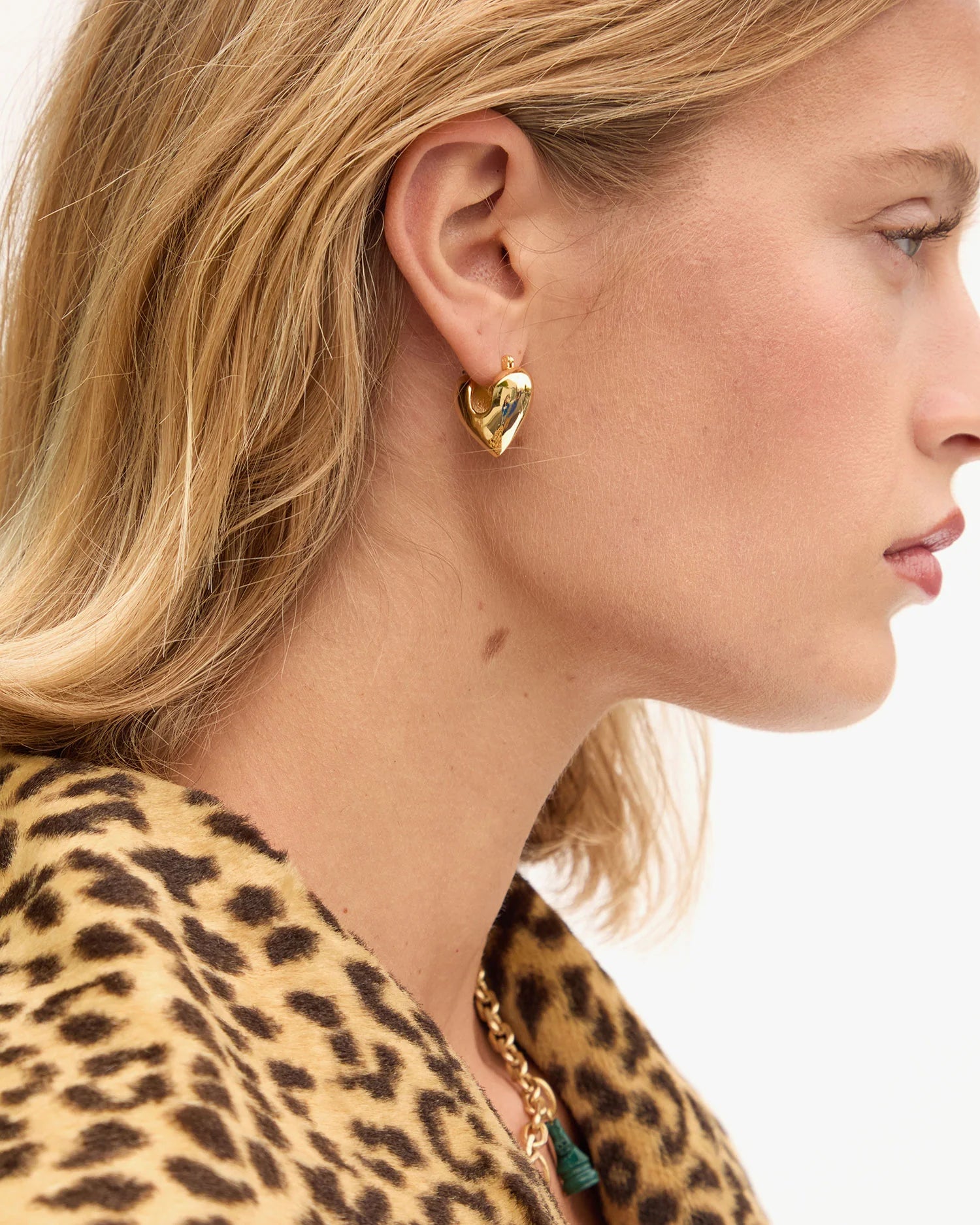 ***PRE ORDER*** Mylar Heart Hoops